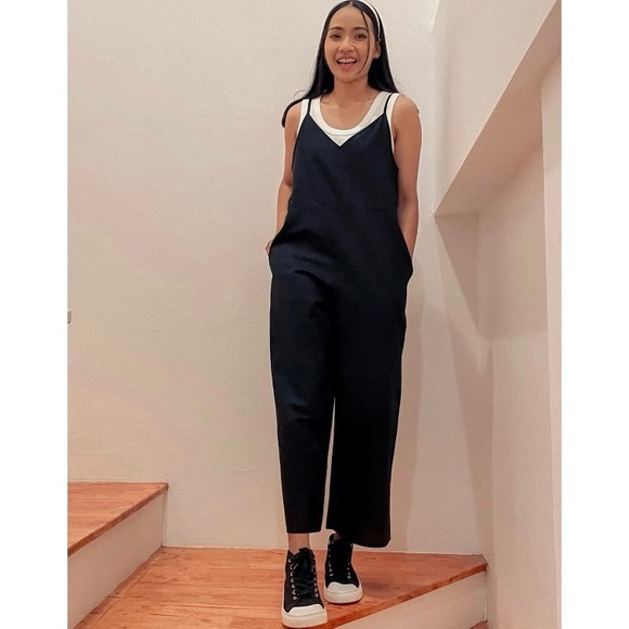Uniqlo Linen Blend Camisole Jumpsuit - Picture 10 of 15